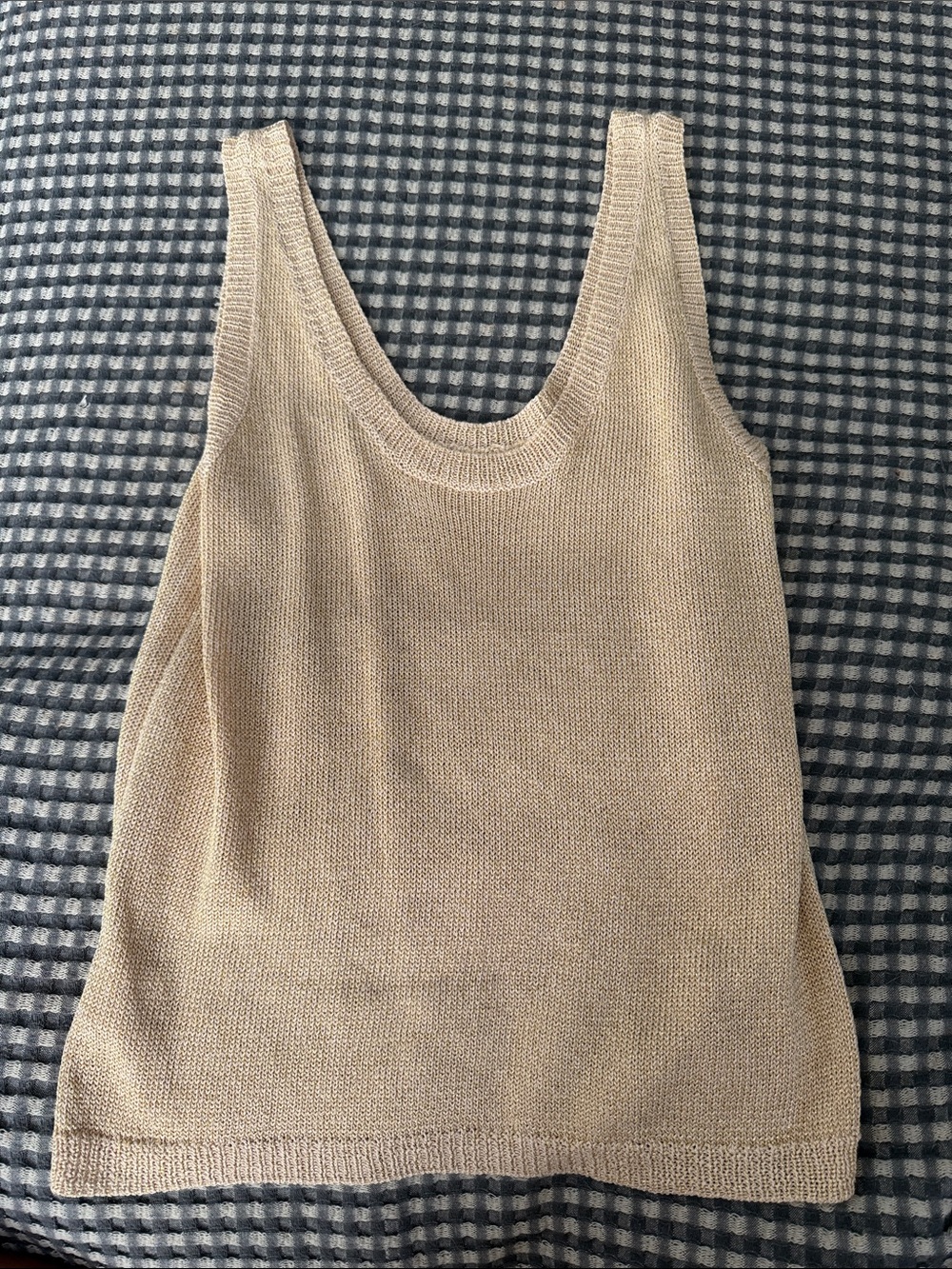 Sleeveless Knit Tank Top in Gold
